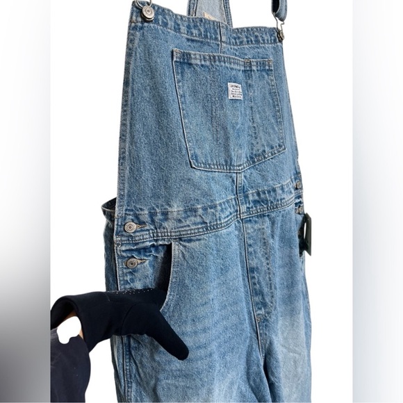 Levi's Vintage Women's Denim Overalls - Picture 11 of 16